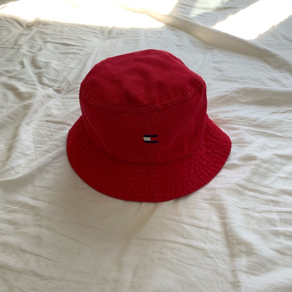 Tommy Hilfiger Other - Reversible TH Bucket